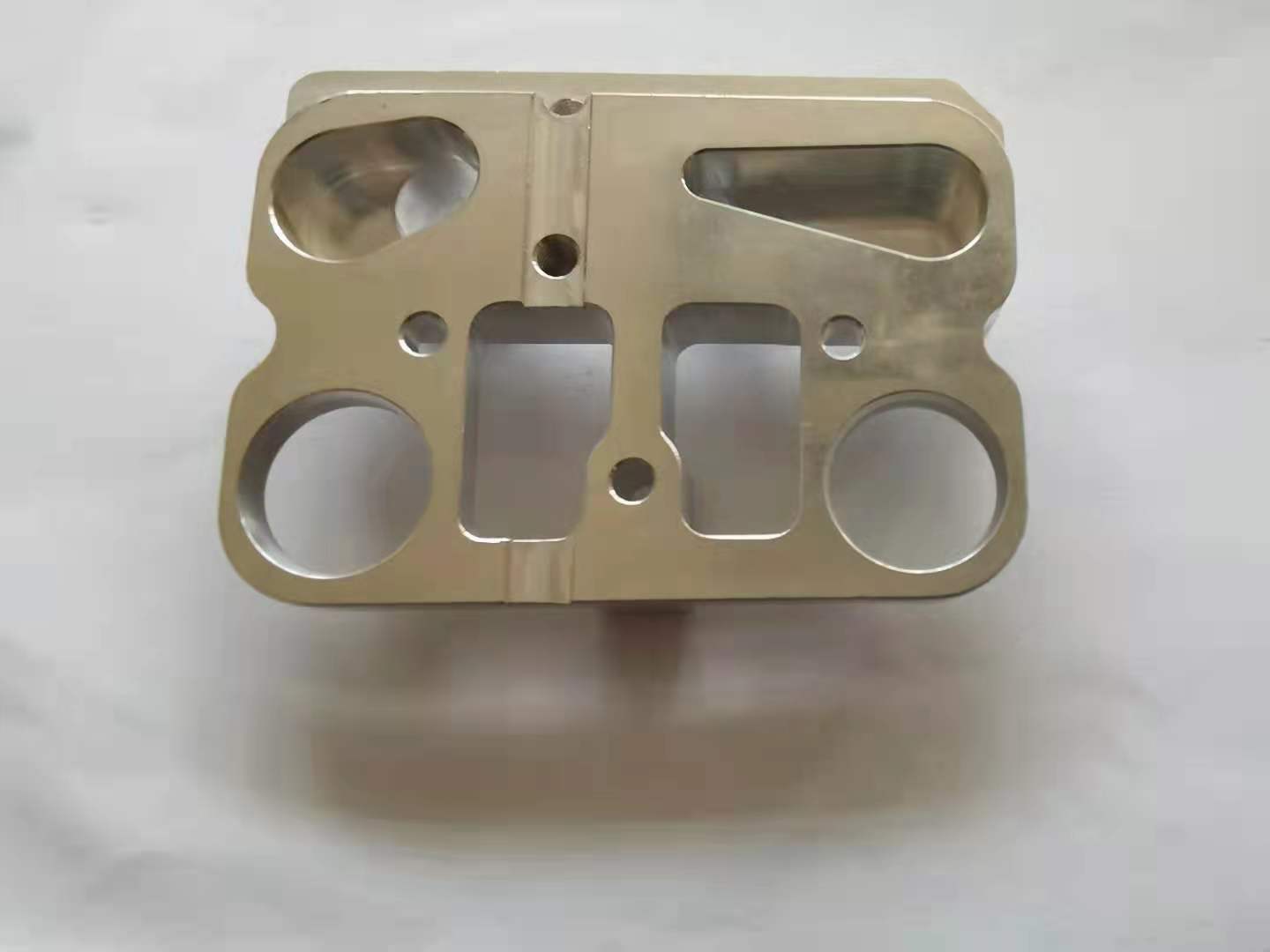 custom made cnc router parts for aluminum sculpture